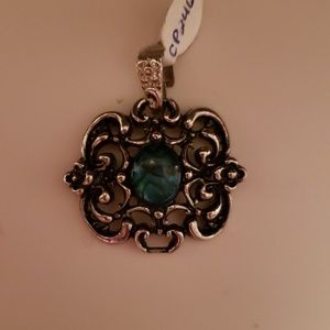 pendant